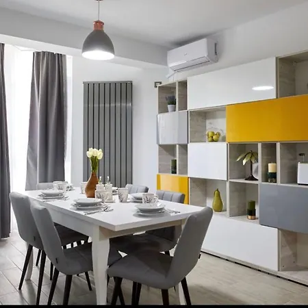 Royal Exotic Apartament 아파트 Năvodari